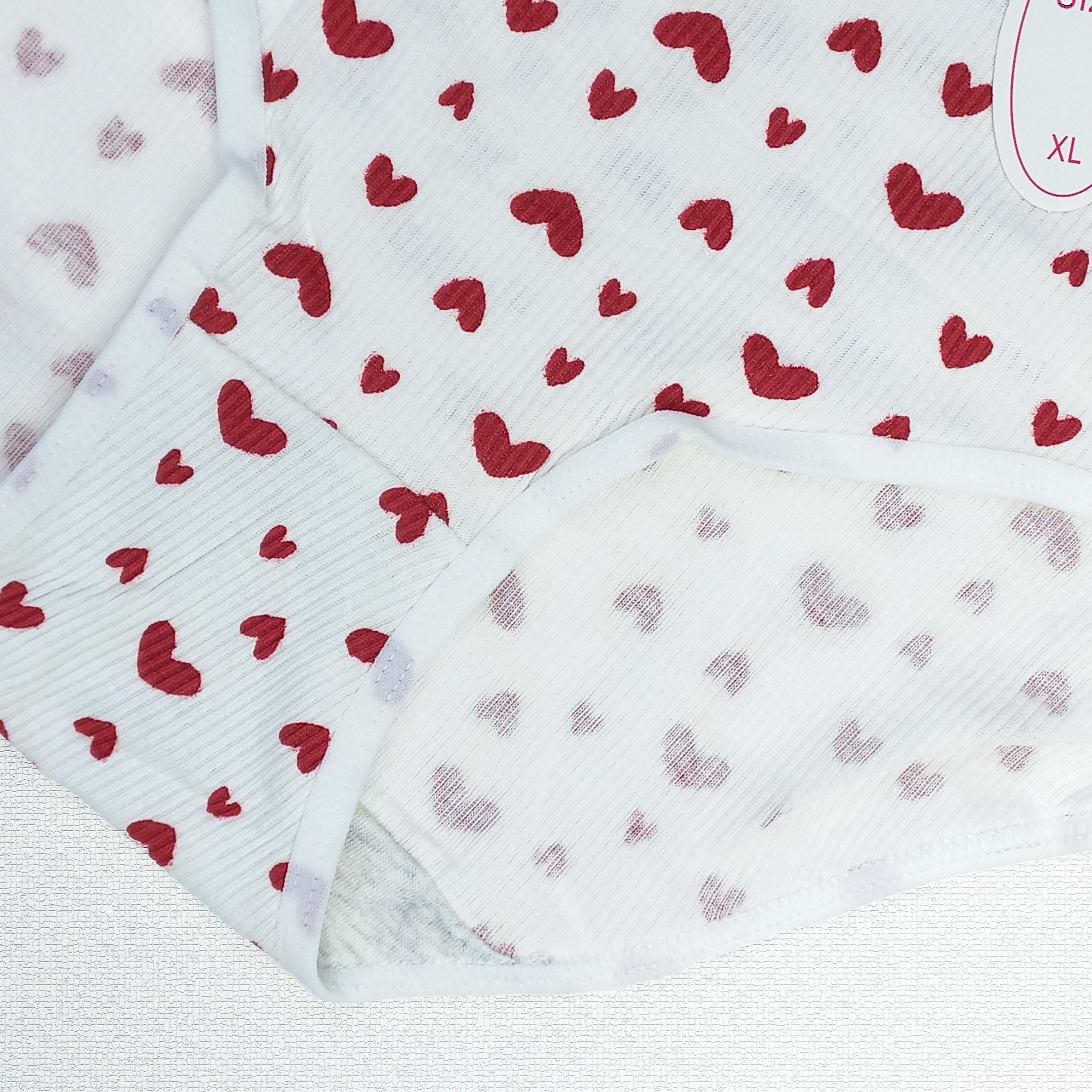 شورت زنانه فانتزی نخی طرح توت فرنگی