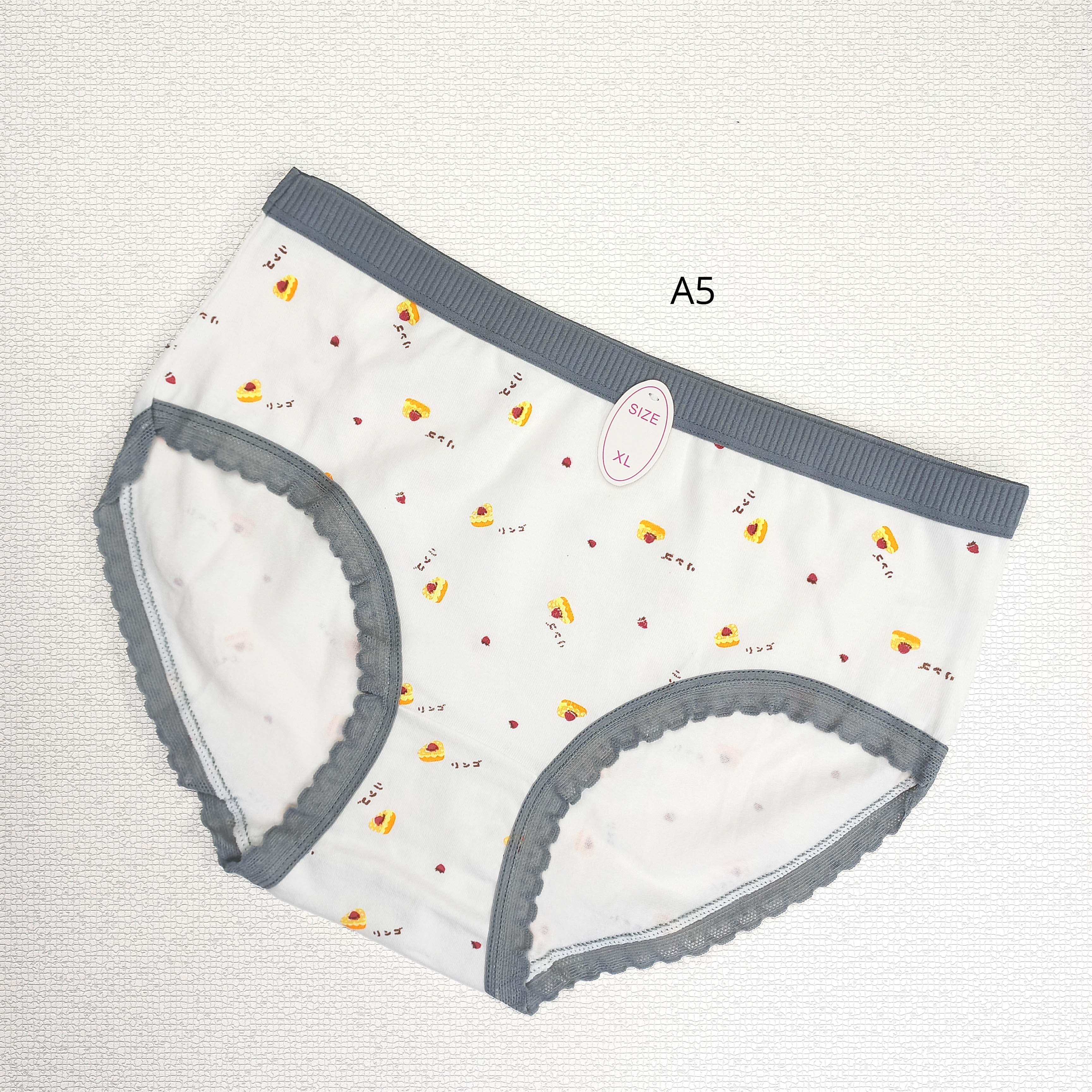 شورت زنانه فانتزی نخی طرح کاپ کیک