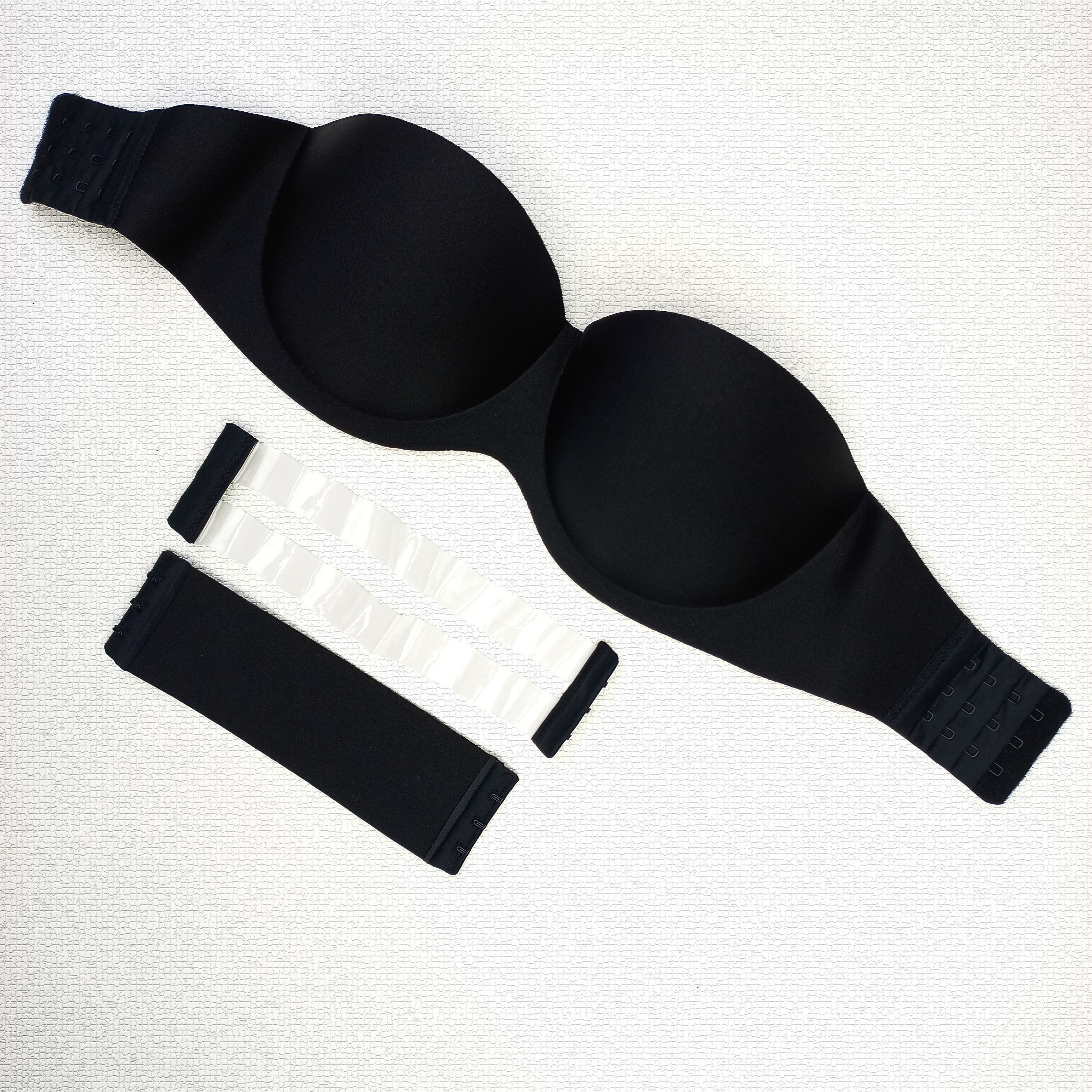 سوتین دکلته بند نامرئی