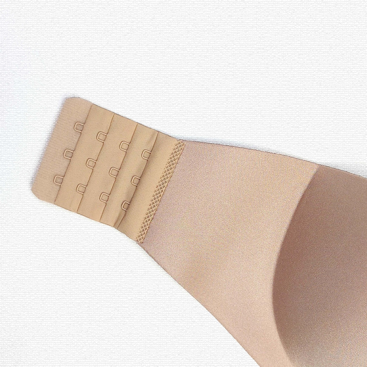 سوتین دکلته پشت نامرئی