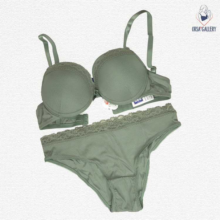 ست شورت و سوتین گیپور دار کد 4616 برند NBB