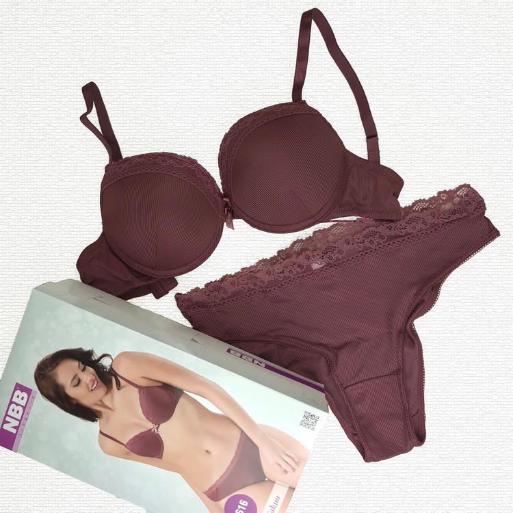 ست شورت و سوتین گیپور دار کد 4616 برند NBB