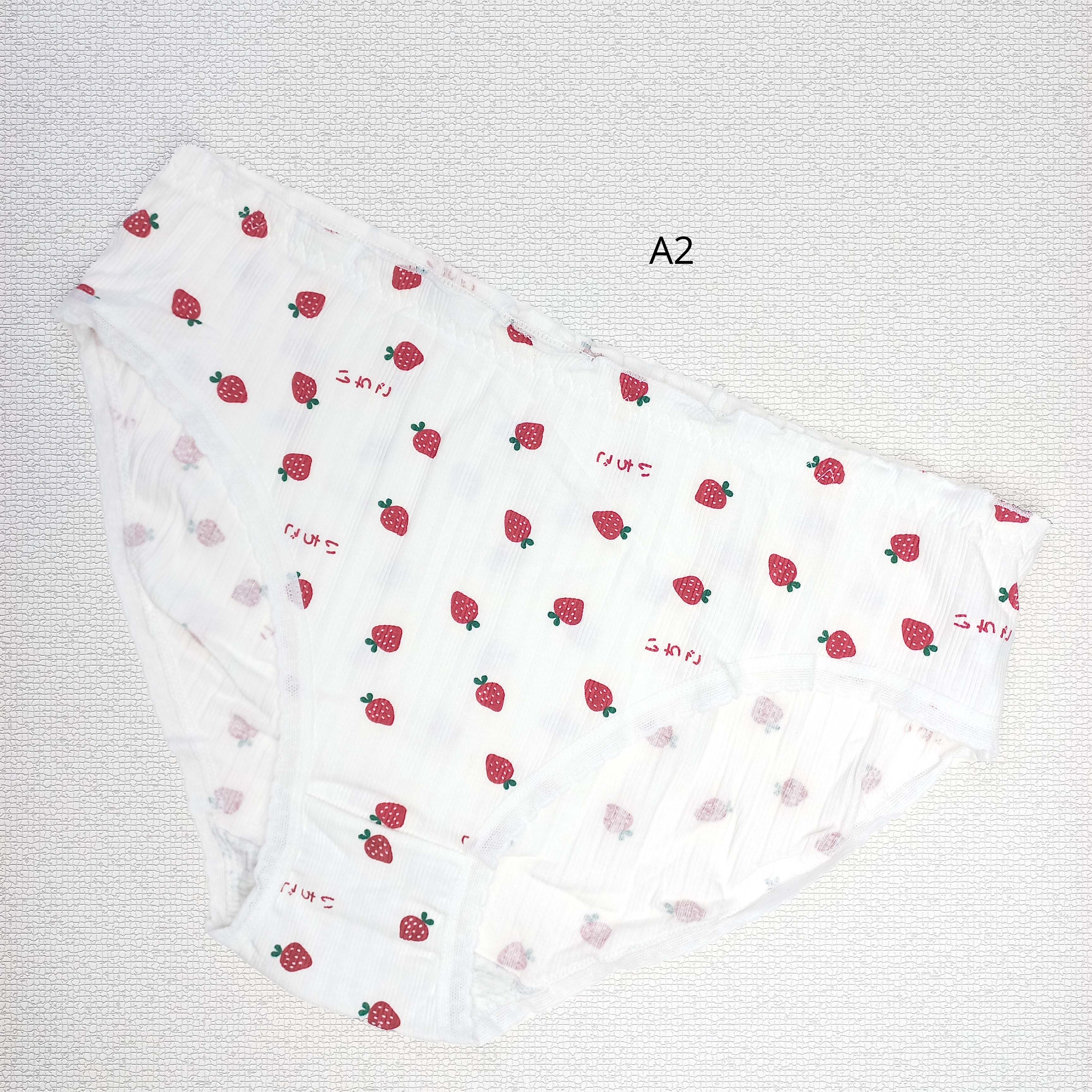 شورت فانتزی توت فرنگی سایز بزرگ