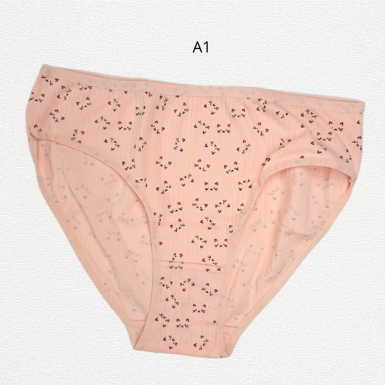 شورت نخی زنانه کبریتی فانتزی عروسکی برند میسپل کد 648