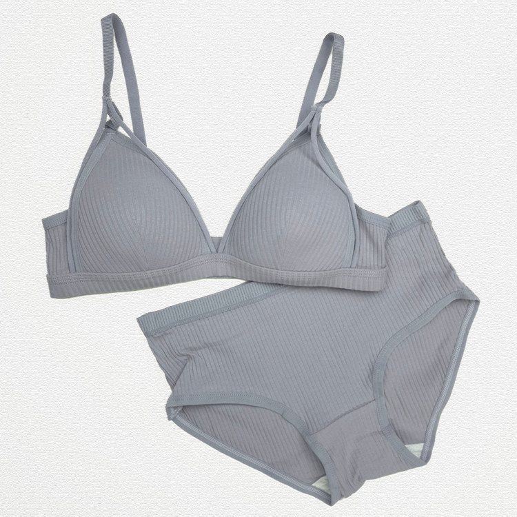 ست شورت و سوتین کبریتی هارنس دار کد 223