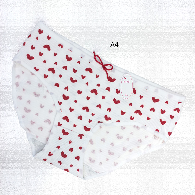 شورت نخی زنانه فانتزی عروسکی طرح توت فرنگی کد 1240