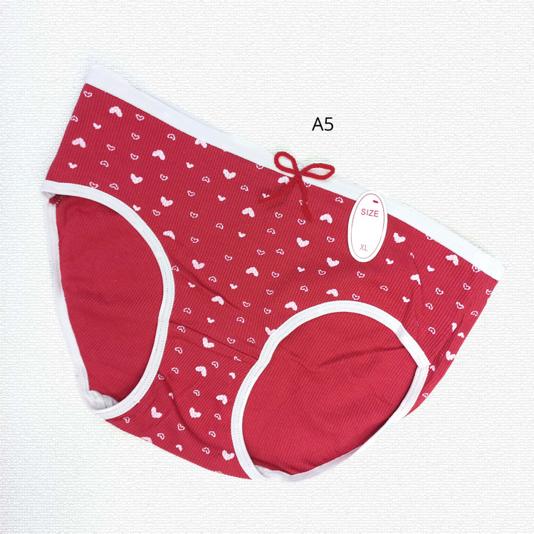 شورت نخی زنانه فانتزی عروسکی طرح توت فرنگی کد 1240