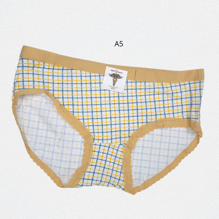 شورت زنانه نخی فانتزی کد 1246