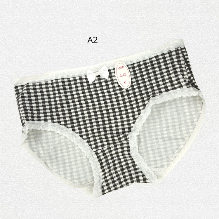 شورت زنانه نخی فانتزی عروسکی کد 1251